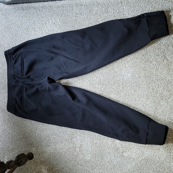 Old Navy Active black tapered joggers Small - Picture 6 of 7